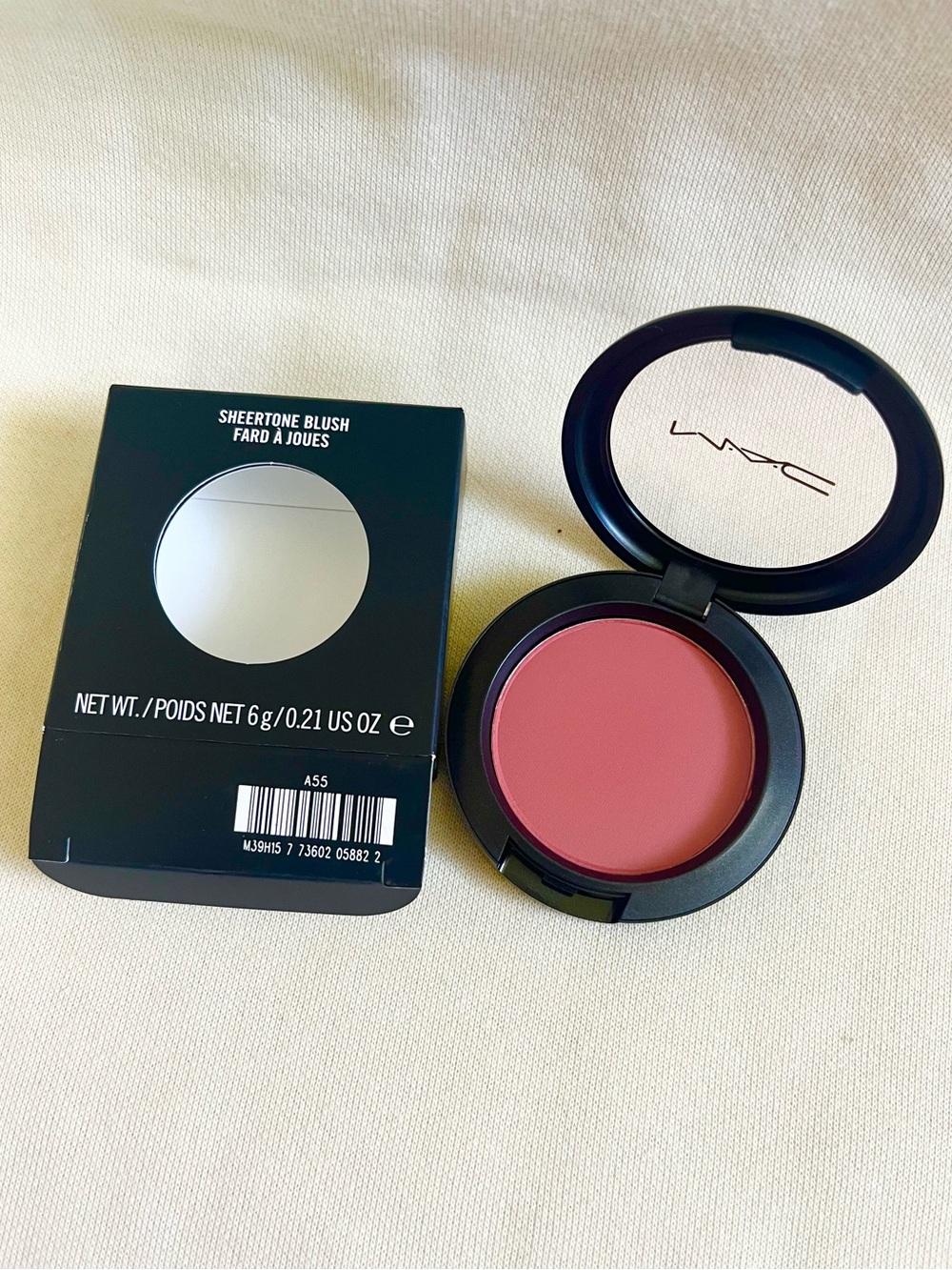 Mac Sheertone Powder Blush BLUSHBABY - Full Size 6 g / 0.21 Oz.